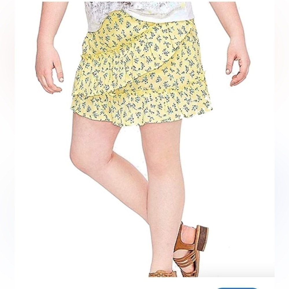 NWT-Justice-plus-yellow floral-woven tiered ruffled,mini, skirt/skort.